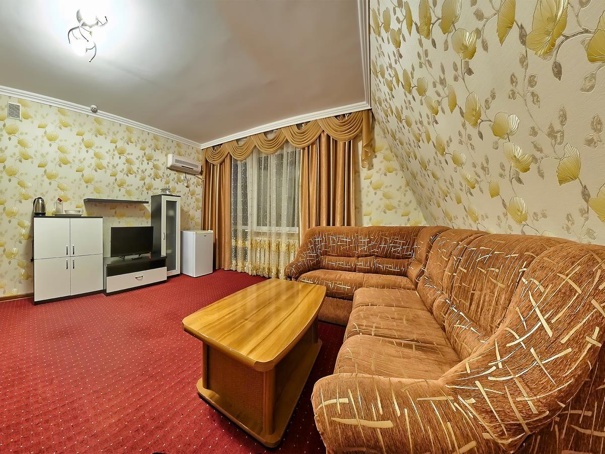 Sanatorium Elite Dnipro Hotel Truskavets Exterior photo