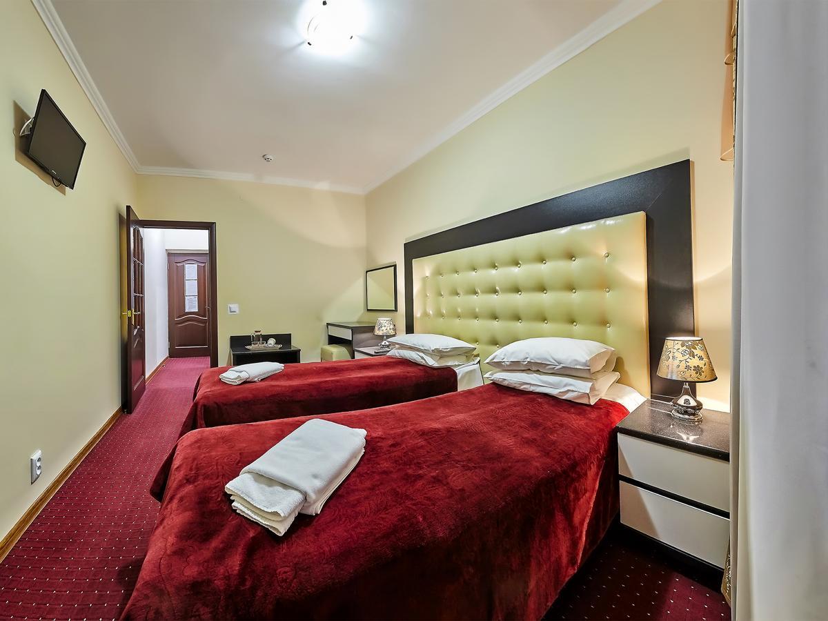 Sanatorium Elite Dnipro Hotel Truskavets Exterior photo