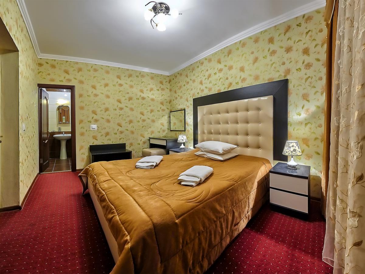 Sanatorium Elite Dnipro Hotel Truskavets Exterior photo